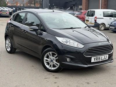 Used Ford Fiesta Zetec 100 HP (73 kW) 2015 Black Hatchback