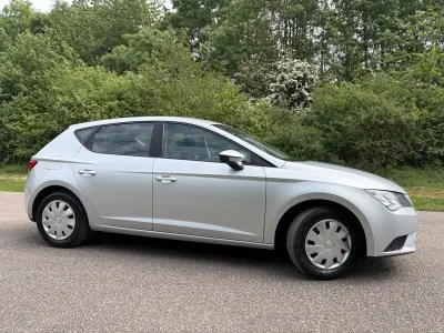 Begagnad Seat Leon 2014 Silver Halvkombi