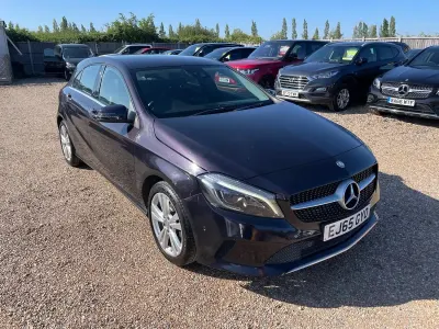 Used Mercedes A180 Premium 107 HP (78 kW) 2015 Mauve/purple Hatchback