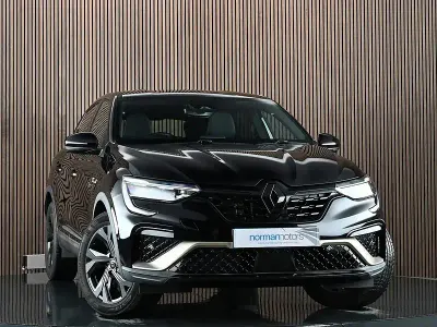 Używany Renault Arkana Bose Edition 2023 Czarny SUV