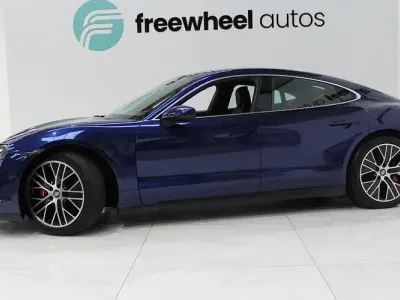 Used Porsche Taycan Performance Package 419 kW (571 HP) 2021 Blue Sedan