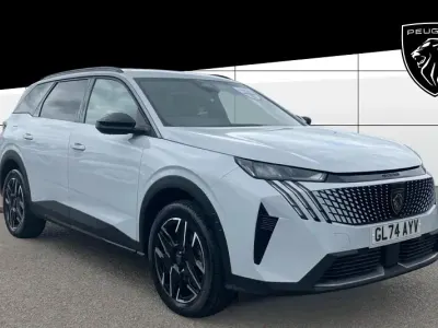 Second-hand Peugeot 5008 Allure 136 CP (100 kW) 2024 Alb SUV