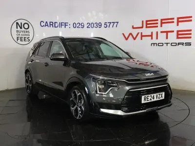 Used Kia Niro Play 180 HP (132 kW) 2024 Grey SUV