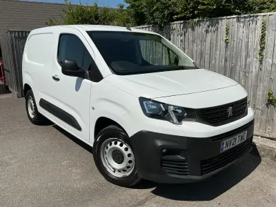 Used Peugeot Partner S 2021 White MPV