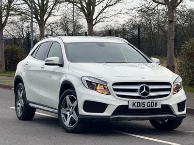 Mercedes GLA220
