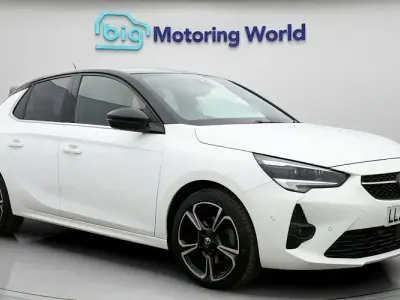Used Vauxhall Corsa Ultimate 131 HP (96 kW) 2023 White Hatchback