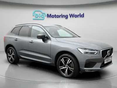 Used Volvo XC60 R-Design 250 HP (183 kW) 2019 Grey SUV