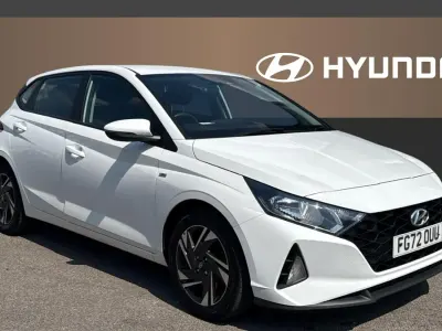 Used Hyundai i20 SE 101 HP (74 kW) 2022 White Hatchback