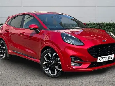 Używany Ford Puma ST-Line X 125 KM (91 kW) 2023 Czerwony SUV