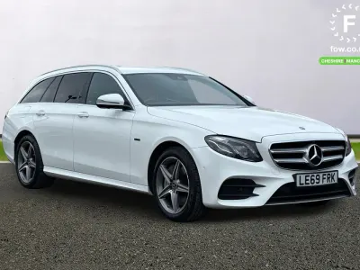 Gebraucht Mercedes E300 AMG Line Premium 2020 Weiß Kombi