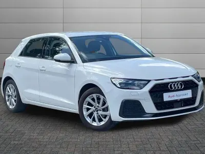 Used Audi A1 Sportback Sport 94 HP (69 kW) 2023 Shell white Hatchback