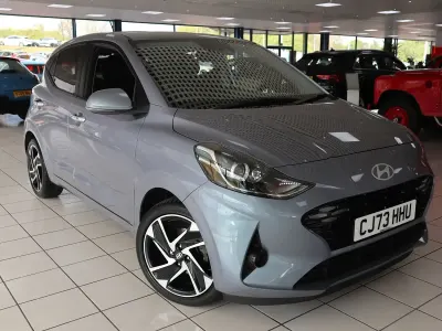 Used Hyundai i10 Premium 67 HP (49 kW) 2023 Meta blue Hatchback