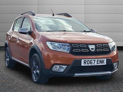 Begagnad Dacia Sandero Stepway 90 HK (66 kW) 2017 Orange Halvkombi