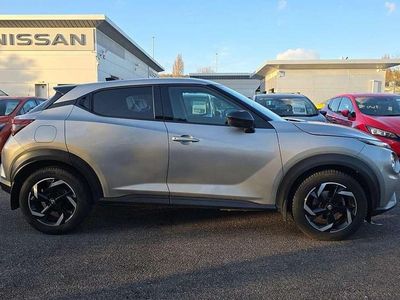 Used Nissan Juke N-Connecta 112 HP (82 kW) 2023 Silver SUV
