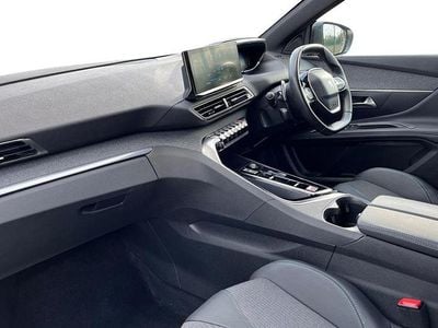 White Used 2024 Peugeot 3008 Allure+ SUV | £20,150 (Fair price)
