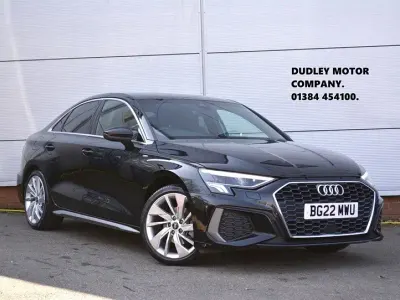 Używany Audi A3 S-Line 150 KM (110 kW) 2022 Czarny Sedan/Limuzyna