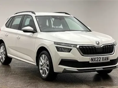 Used Skoda 110 R SE 81 HP (59 kW) 2022 Candy white Estate