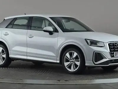 Used Audi Q2 S-Line 110 HP (80 kW) 2024 SUV