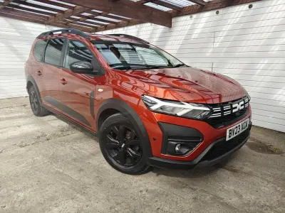 Used Dacia Jogger Extreme 110 HP (80 kW) 2023 Brown MPV