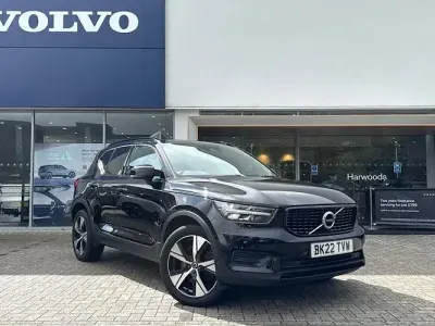 Used Volvo XC40 R-Design 211 HP (155 kW) 2021 SUV