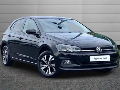 Begagnad VW Polo Match 95 HK (69 kW) 2021 Svart Halvkombi