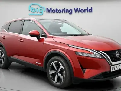 Used Nissan Qashqai N-Connecta 190 HP (139 kW) 2023 Red SUV