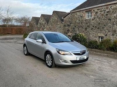 Used Vauxhall Astra 130 HP (95 kW) 2011 Silver Hatchback