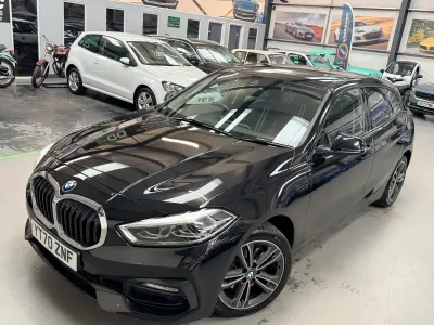 Used BMW 118 Sport Line 2020 Black Hatchback