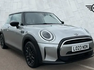 Used Mini Cooper Classic 134 HP (98 kW) 2023 Silver Hatchback