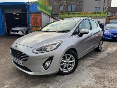 Used Ford Fiesta Zetec 100 HP (73 kW) 2018 Silver Hatchback