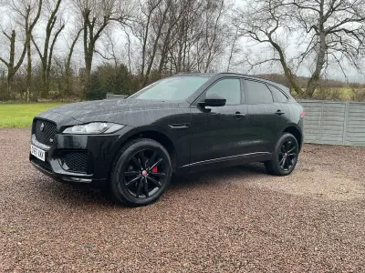 Usado Jaguar F-Pace Supercharged 380 HP (279 kW) 2017 Preto SUV