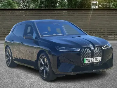 Usado BMW iX M Sport 239 kW (326 CV) 2022 Negro SUV