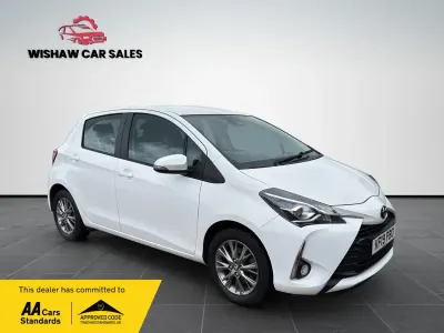 Used Toyota Yaris 109 HP (80 kW) 2019 White Hatchback