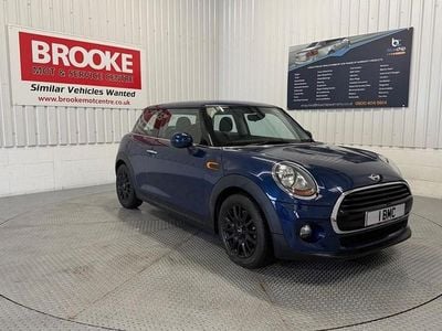 Used Mini Cooper Hatch 136 HP (100 kW) 2018 Blue Hatchback