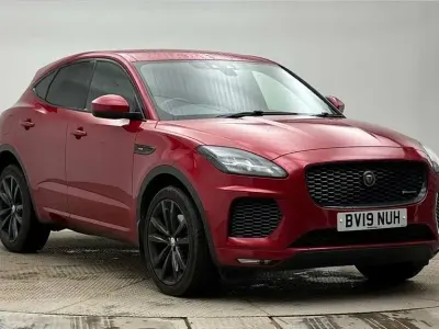 Begagnad Jaguar E-Pace R-Dynamic 2019 Röd SUV