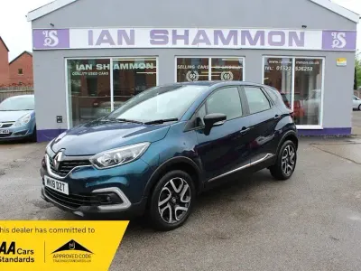 Used Renault Captur Dynamique 90 HP (66 kW) 2018 Blue SUV