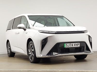 Used Maxus MIFA 9 180 kW (245 HP) 2025 White MPV