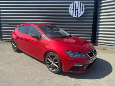 Used Seat Leon FR Sport 130 HP (95 kW) 2019 Red Hatchback