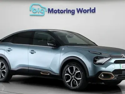 Used Citroën e-C4 100 kW (136 HP) 2023 Blue Hatchback