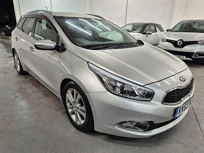 Silver Used 2013 Kia Ceed Hatchback | £2,790 (Fair price)