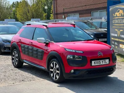 Used Citroën C4 Cactus Flair 2015 Red Hatchback