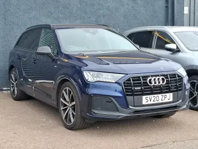 Used Audi Q7 Black Edition 286 HP (210 kW) 2020 Blue SUV
