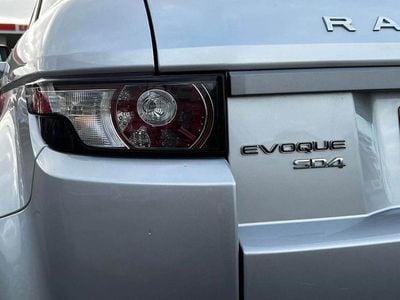 Used Land Rover Range Rover evoque Pure 150 HP (110 kW) 2014 Silver SUV