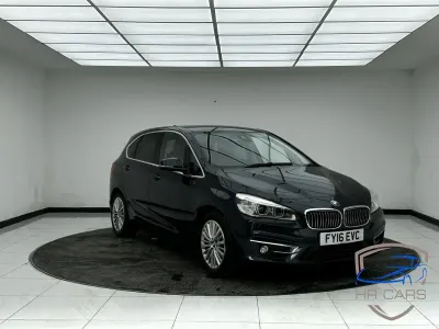 Begagnad BMW 225 Luxury Line 224 HK (164 kW) 2016 Blå Halvkombi