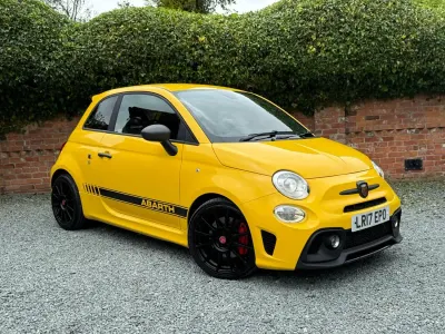 Usado Abarth 595 Competizione 180 HP (132 kW) 2017 Amarelo Citadino