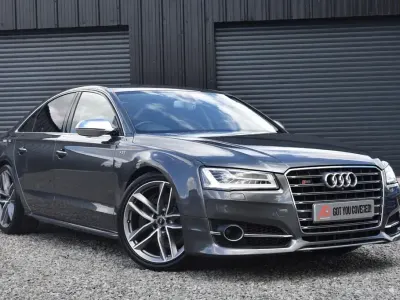 Usado Audi S8