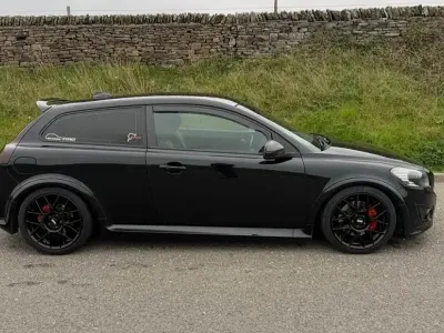 Usado Volvo C30 R-Design 360 CV (264 kW) 2012 Negro Utilitario