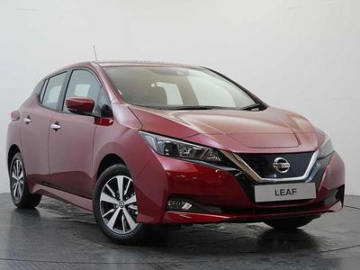Used Nissan Leaf Acenta 110 kW (150 HP) 2022 Red Hatchback