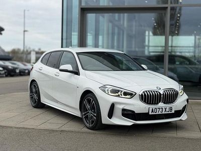 Używany BMW 118 M Sport 134 KM (98 kW) 2023 Biały Hatchback