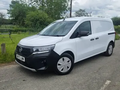 Used Nissan Townstar Acenta 130 HP (95 kW) 2023 White Van
